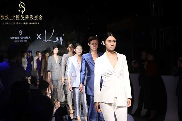 云攝影照片直播平臺如何上傳照片進行鏈接分享？